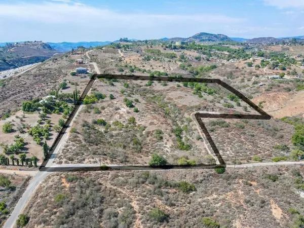 Escondido, CA 92026,Palos Verdes Drive