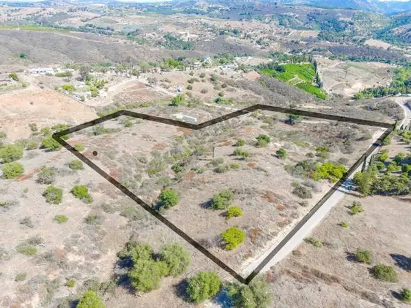 Escondido, CA 92026,Palos Verdes Drive