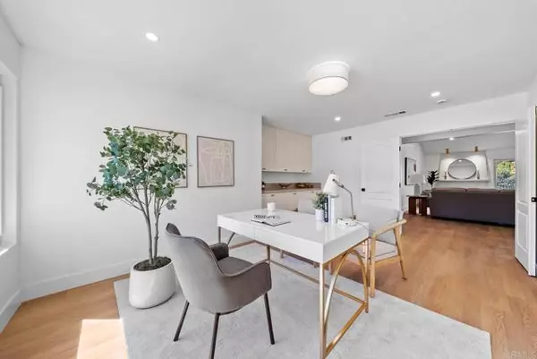 17544 Plaza Otonal, San Diego, CA 92128