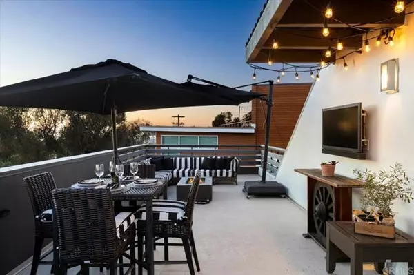 Carlsbad, CA 92008,2517 State Street