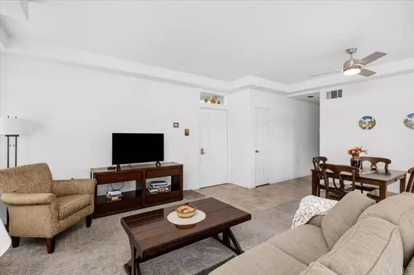 Oceanside, CA 92056,3315 Genoa Way #96