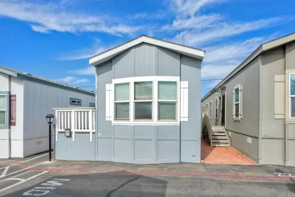 Encinitas, CA 92024,1549 N Vulcan Ave #71