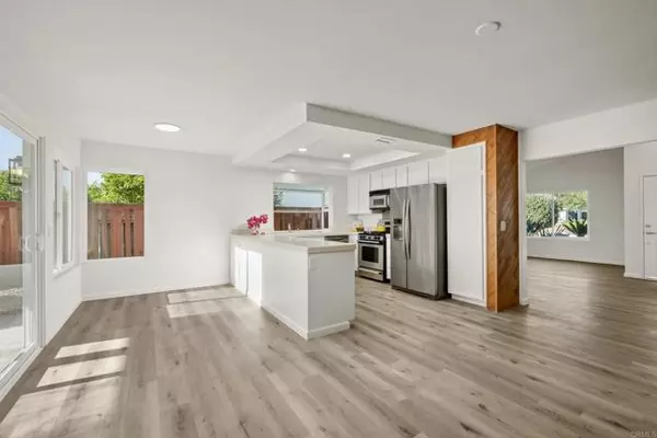 La Mesa, CA 91941,11017 Via Merida