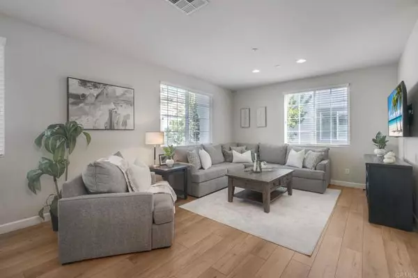 San Marcos, CA 92078,2434 Sentinel Ln