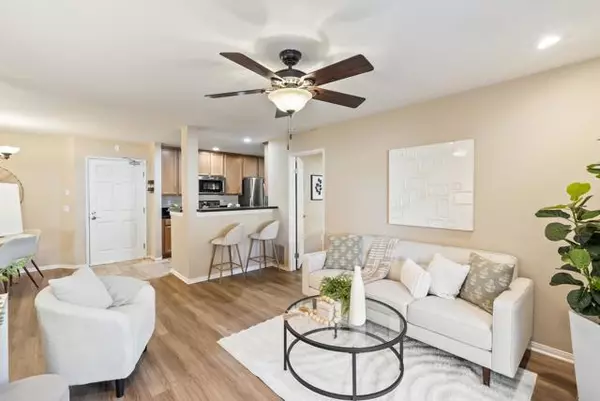 San Diego, CA 92122,7130 Shoreline Drive #1103