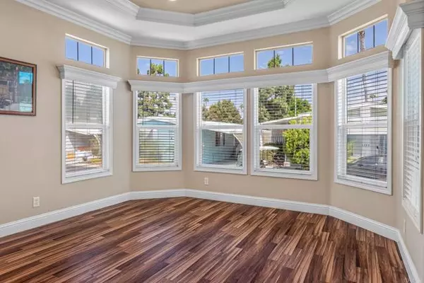 Carlsbad, CA 92011,7233 San Bartolo Street