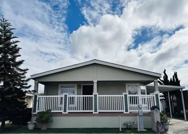 Vista, CA 92084,1010 E Bobier Drive #137