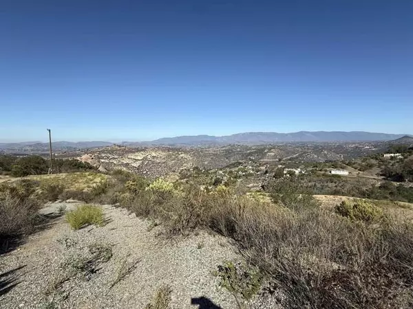 Escondido, CA 92026,Little Canyon Lane