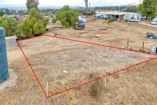 1 Osborne Ln. APN 459-212-023 - LOT 76, Homeland, CA 92548