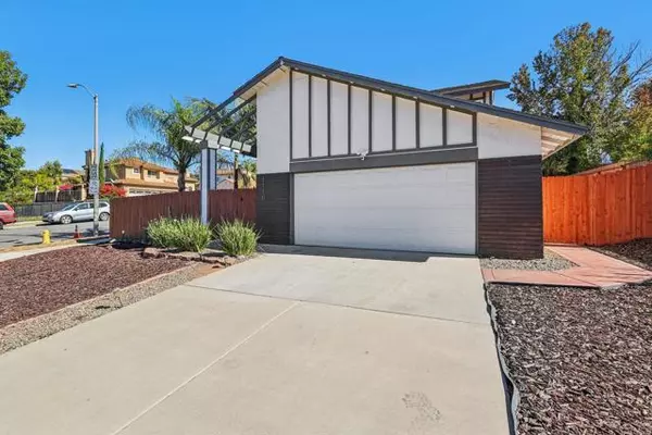 Escondido, CA 92029,1110 Gaucho Place