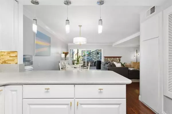 Vista, CA 92084,662 Bel Air Drive