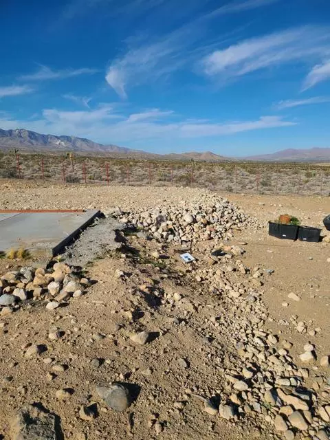 Lucerne Valley, CA 92356,37598 Bauer Road