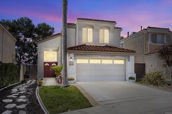 Oceanside, CA 92056,1527 Via Otano