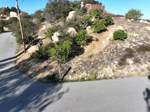 Fallbrook, CA 92028,Rainbow Peaks Trail