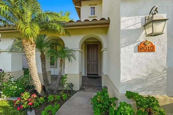 Carlsbad, CA 92009,8010 Calle Pinon