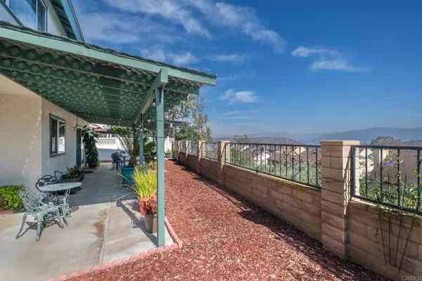 Spring Valley, CA 91978,10865 Charing Cross Road