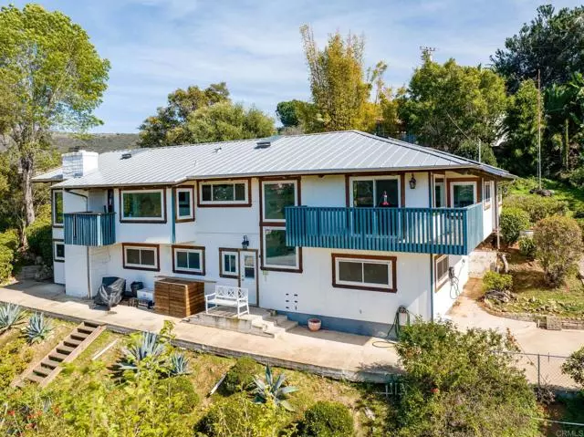 Vista, CA 92084,1628 Lone Oak Rd.