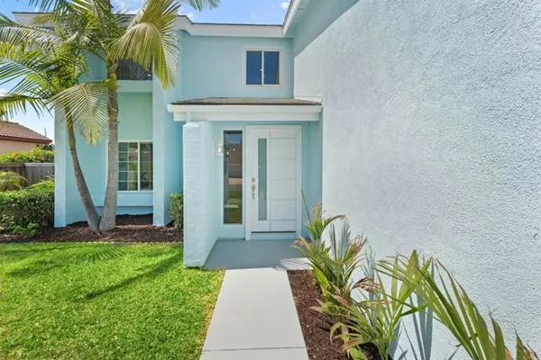 San Diego, CA 92117,4654 Lisann Street