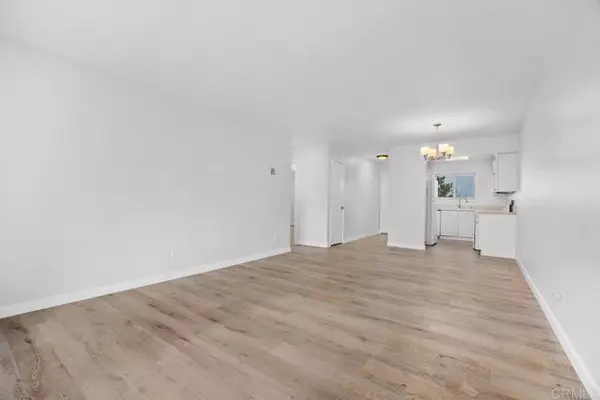 Encinitas, CA 92024,1741 Charleston Lane