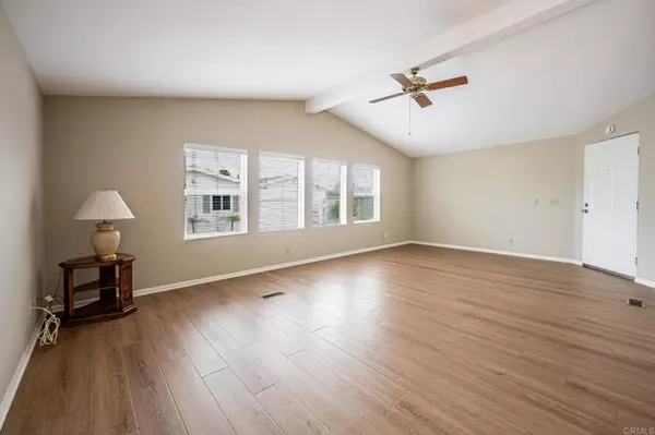 Vista, CA 92081,632 Via Bogota