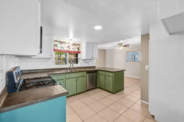 Escondido, CA 92025,735 S Upas Street