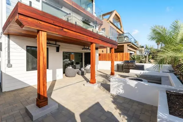 San Diego, CA 92109,2623 Ocean Front Walk