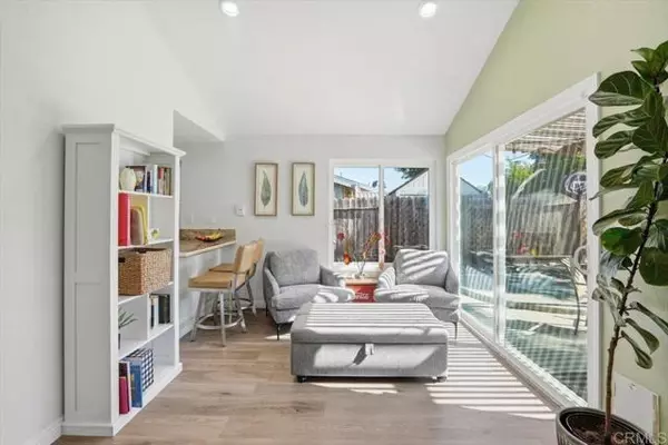 Oceanside, CA 92057,4569 Calle Del Palo