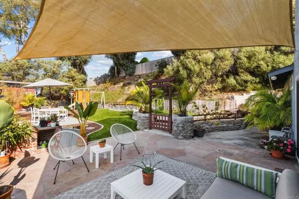 Oceanside, CA 92056,3264 CAMARILLO Avenue