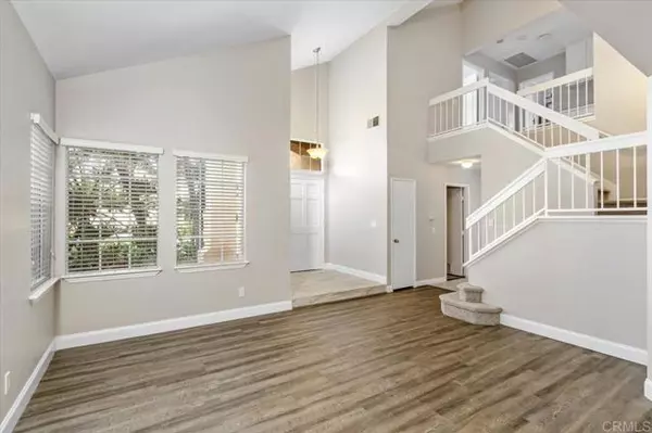 Vista, CA 92081,1533 Promontory Ridge Way