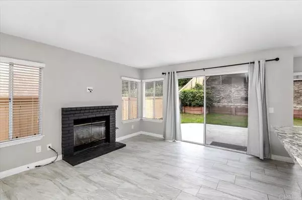 Vista, CA 92081,1533 Promontory Ridge Way