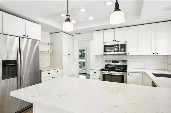 San Diego, CA 92128,16244 Avenida Venusto #A