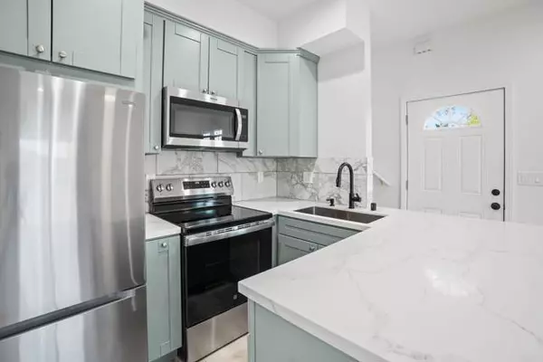 Escondido, CA 92025,2918 Anaheim Street