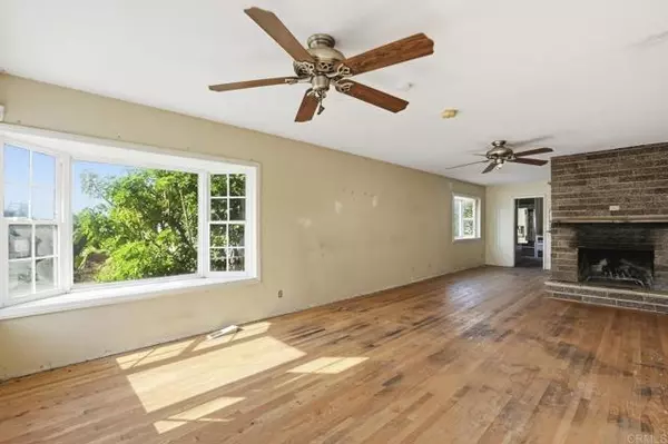 La Jolla (san Diego), CA 92037,748 Bird Rock Avenue