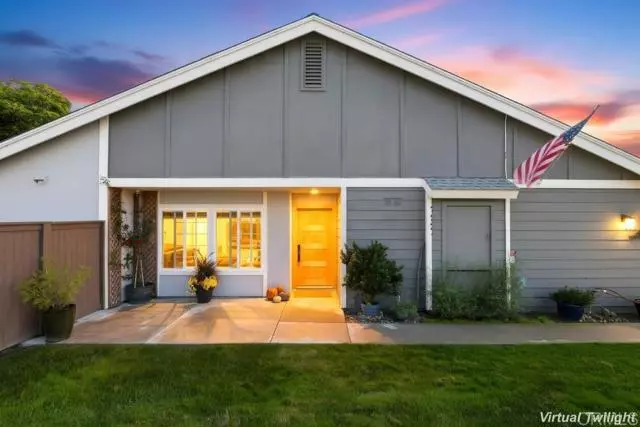 Carlsbad, CA 92010,4590 Salem Place