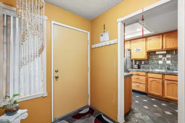 Oceanside, CA 92057,1518 Goldrush Way