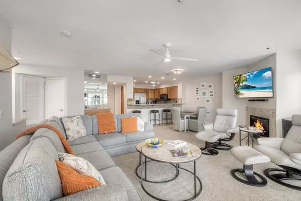 Oceanside, CA 92054,400 N Pacific St #314