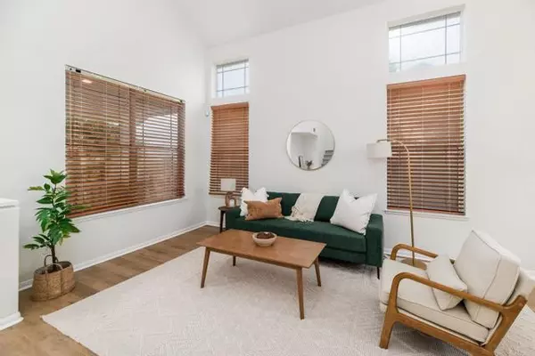 Oceanside, CA 92056,5010 Palmera Drive