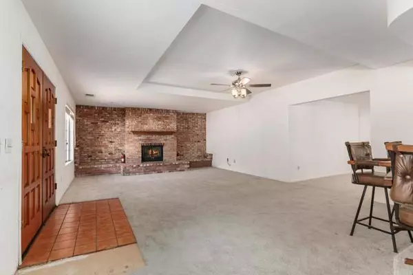 Fallbrook, CA 92028,2573 Los Alisos S