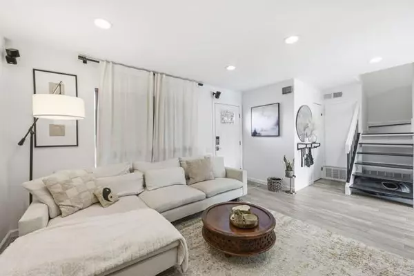 Oceanside, CA 92057,233 Festival Drive