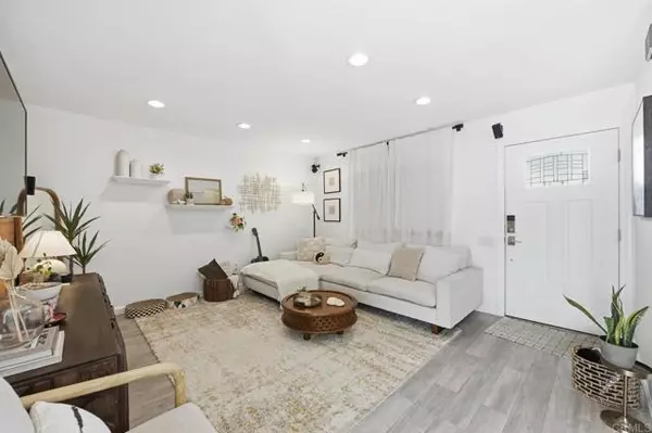 Oceanside, CA 92057,233 Festival Drive