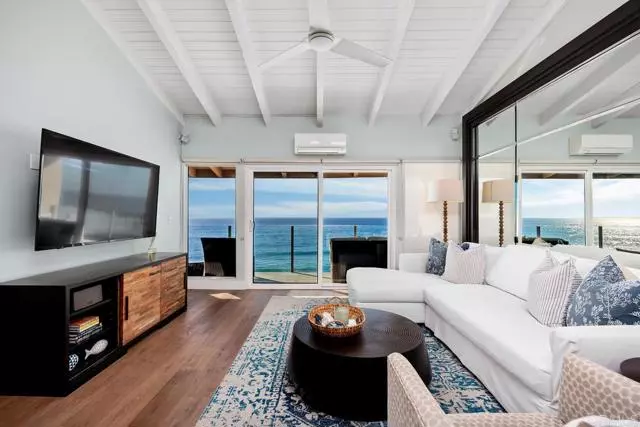 Solana Beach, CA 92075,435 S Sierra #318