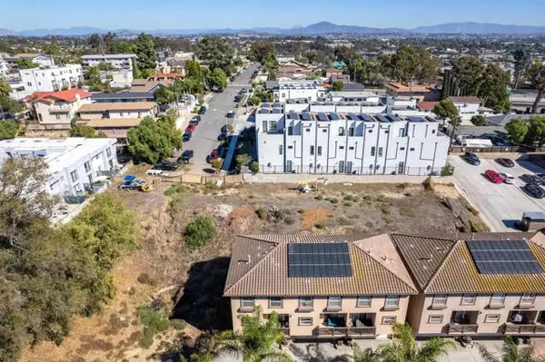 San Diego, CA 92102,E Street