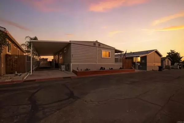 Escondido, CA 92029,2400 W Valley Parkway #SPC 97