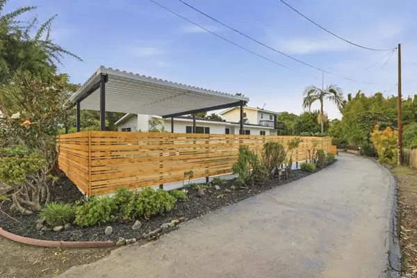 Vista, CA 92084,1019 Torole Circle