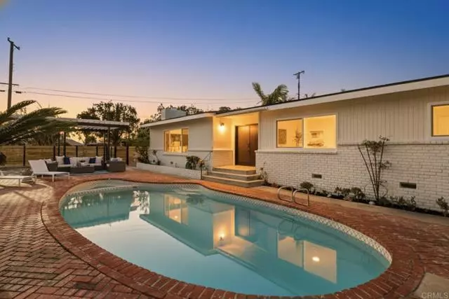 Vista, CA 92084,1019 Torole Circle