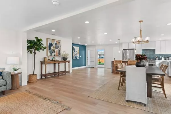 Oceanside, CA 92057,4949 Luna Drive