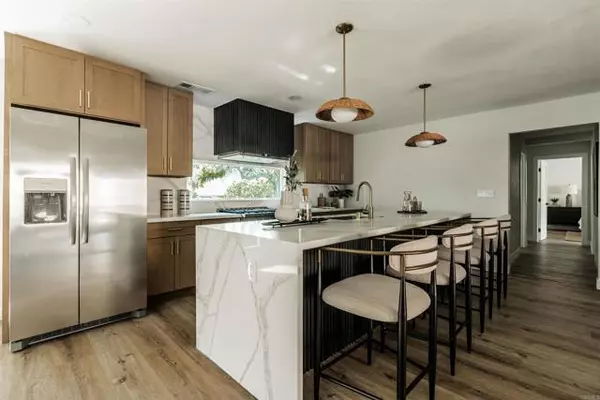 2275 Ivy Road, Oceanside, CA 92054