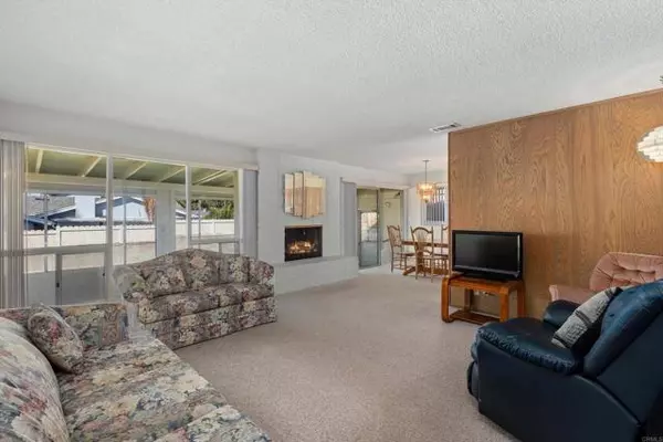 San Diego, CA 92120,5674 Raymar Avenue