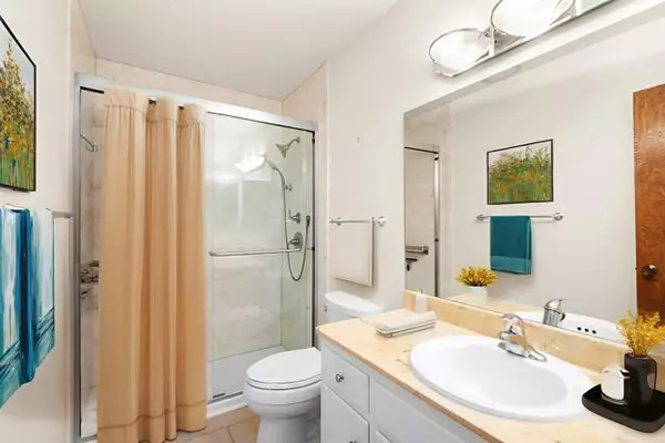 Chula Vista, CA 91910,335 J Street #B