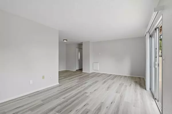 San Diego, CA 92122,7822 Camino Raposa